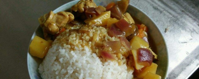 大杂烩咖喱饭怎样做 这样做的大杂烩咖喱饭最好吃