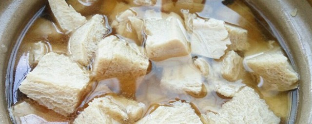 炖冻豆腐的家常做法 怎样做炖冻豆腐