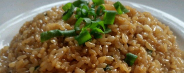怎样做酱油饭 酱油饭好吃的做法