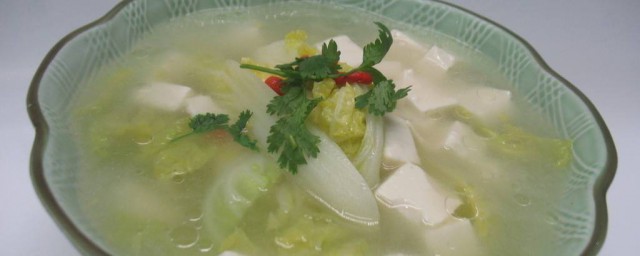 怎样做白玉豆腐汤 白玉豆腐汤做法简介