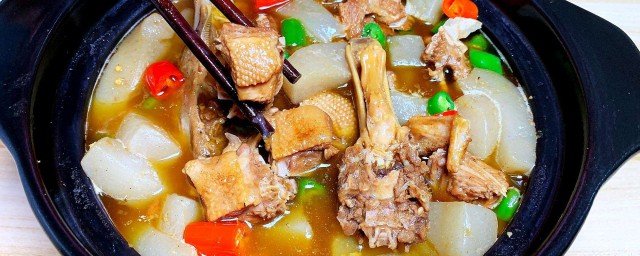 鸭肉焖冬瓜如何做 自己做鸭肉焖冬瓜的方法