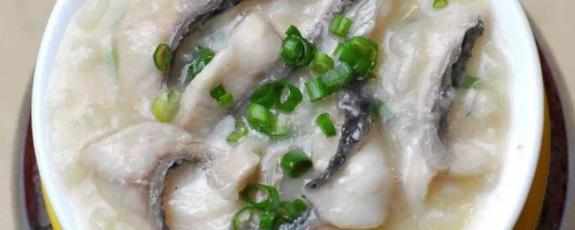 大米鲅鱼粥怎样做 大米鲅鱼粥做法简介