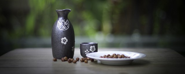 优雅酱香型酒是什么 酱香型酒解释