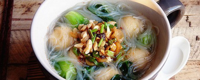 青菜鱼蛋粉怎样做 青菜鱼蛋粉做法简介