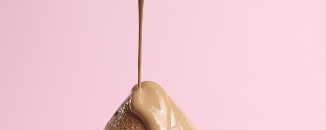 修颜乳怎么用才准确 修颜乳的正确使用办法