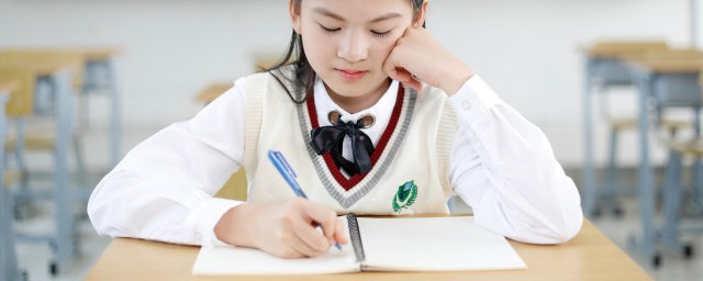 如何教孩子拿笔准确手势 怎么教孩子准确的握笔姿势
