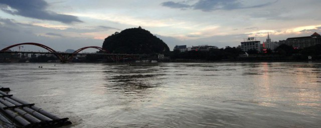 梦到大河是什么意思 梦到大河的寓意