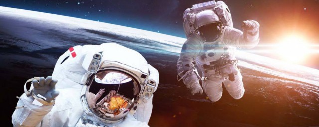 宇航员在太空会做什么 宇航员在太空怎样
