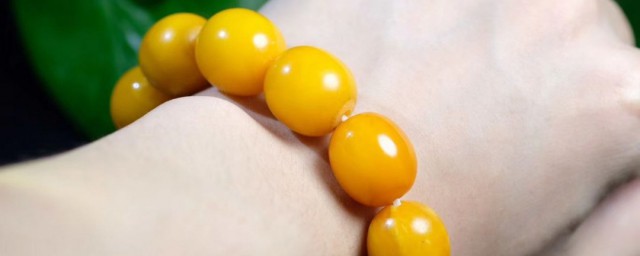 蜜蜡怎样盘 盘蜜蜡的技巧