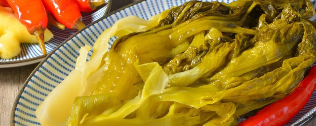 塑料桶腌酸菜怎么腌 塑料桶腌酸菜做法介绍