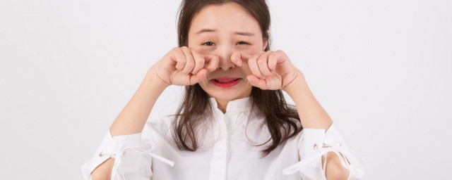 女朋友感动哭的暖心话 最美的幸福是你给的感动