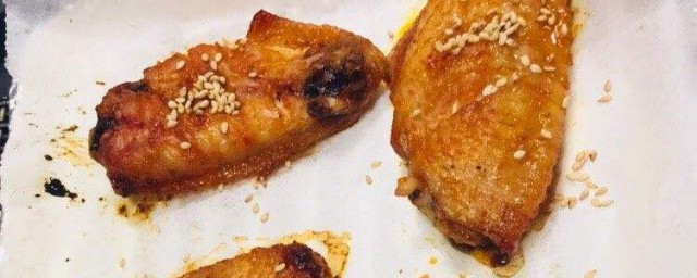 烤箱烤鸡翅膀的做法秘诀 烤鸡翅这样做会很好吃