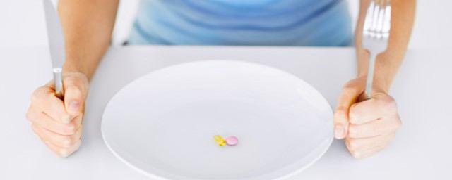 适合午餐时间发的句子 发午餐的文案
