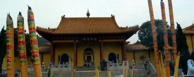 到寺庙烧香有什么讲究 到寺庙烧香的讲究