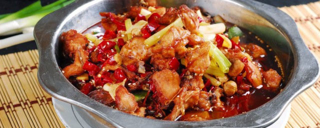 干锅的制作技巧 干锅料的制作技巧