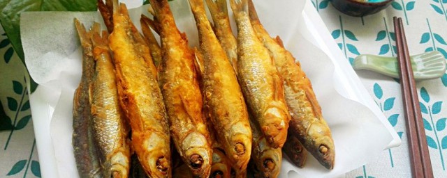 炸香酥小鱼如何做 炸香酥小鱼如何做好吃