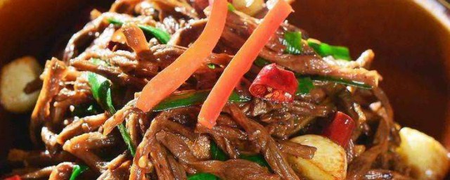 五花肉焖豆角干诀窍 做五花肉豆角的次序