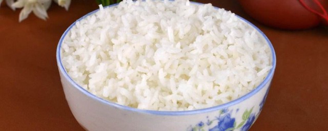 电饭煲使用精确技巧 怎样用电饭煲