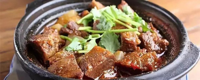 砂锅怎样做好吃 砂锅牛肉做法教程