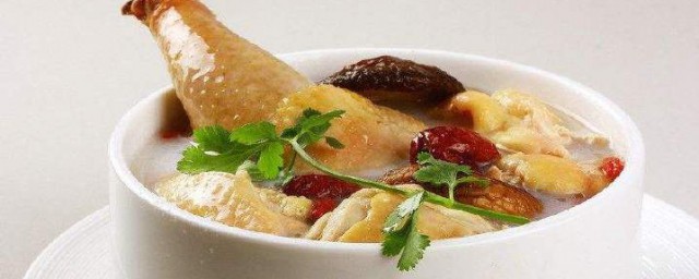 炖鸡用什么技巧 炖鸡有什么好技巧炖最好