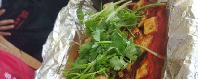 纸包鱼配料技巧 泰式香蒜纸包鱼的做法