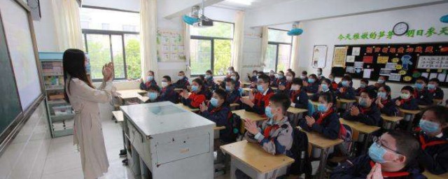宝塔镇河妖什么意思 掉河里淹死的含义