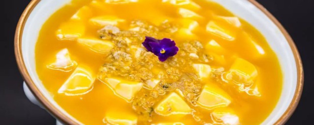 蟹黄煲汤怎样做 蟹黄豆腐汤做法简介