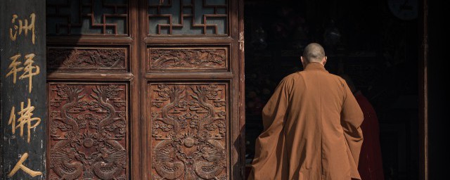 花开两生面人生佛魔间的意思 怎样理解花开两生面人生佛魔间