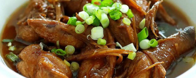 麻油鸡怎样做才香 香麻油鸡做法简介