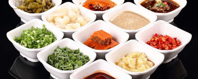 不辣的火锅蘸料怎样调好吃 火锅蘸料怎样调好吃3款