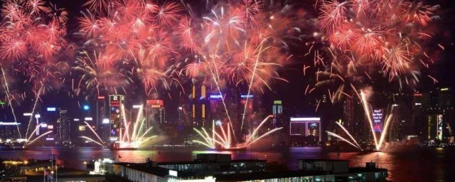 跨年的寓意 跨年是几月几日