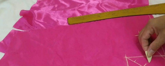 剪裁衣服要领 剪裁衣服要领和方法介绍