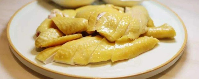 烹饪白切鸡的要领 白切鸡做法烹饪办法