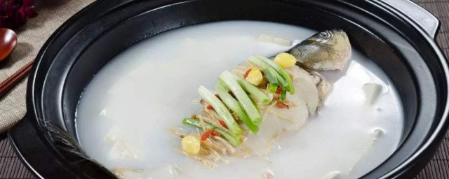 炖鲫鱼汤技巧 清炖鲫鱼汤的做法