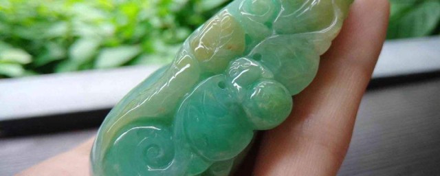 玉怎样分辨真假 分辨真假玉的技巧