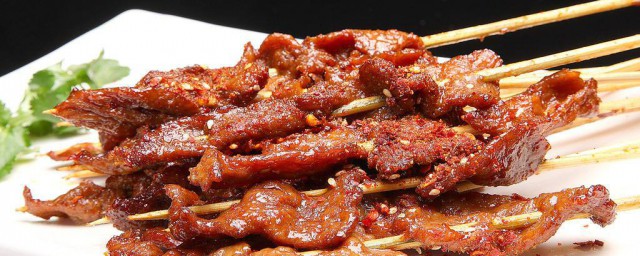 牛肉串的腌制技巧 需要怎样进行腌制