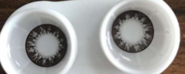 带美瞳的精确技巧 怎样带美瞳