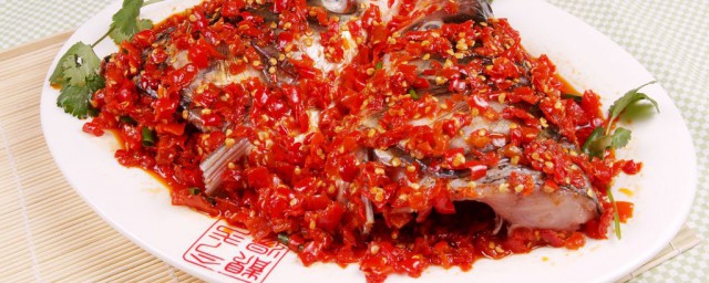剁椒蒸鱼做法秘诀 剁椒蒸鱼的做法介绍