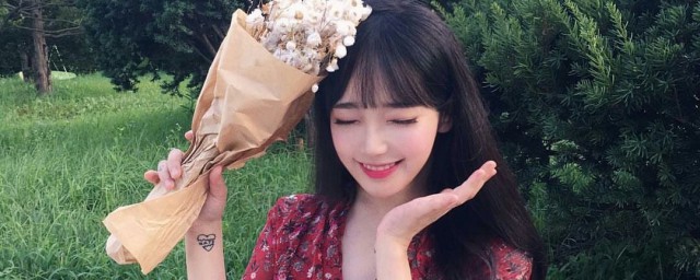 四个字的微信昵称女生 四个字的女生微信昵称大全