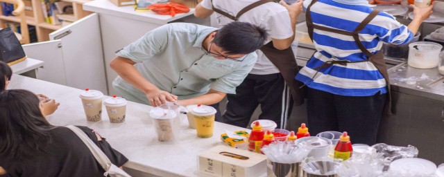冷饮奶油制作要领 超详细步骤教学