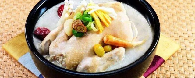 椰浆煮鸡汤怎样做 椰浆煮鸡汤的做法