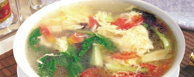 木耳油菜西红柿怎样做汤 西红柿木耳油菜鸡蛋汤