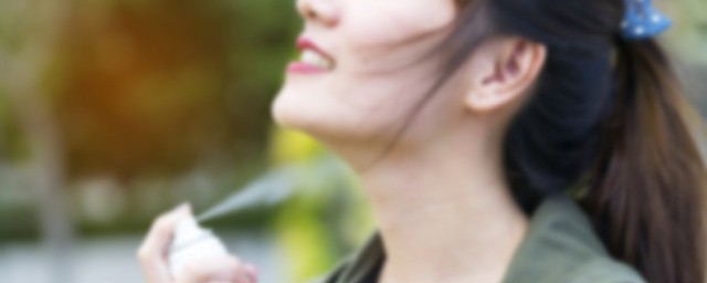 带妆如何补防晒才正确 带妆的时候怎么补防晒