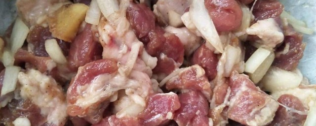家常烤羊肉的腌制方法 家常烤羊肉的腌制方法分享