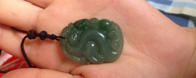 怎样识别玉的真假 识别真假玉的技巧