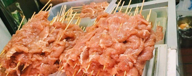里脊肉串的腌制技巧 里脊肉串的腌制技巧是什么