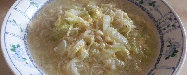 白菜面条怎样做好吃 好吃的白菜面条做法简介
