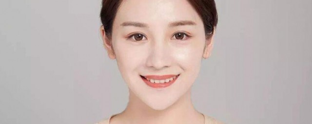 素颜妆需要哪些化妆品 素颜妆需要什么化妆品