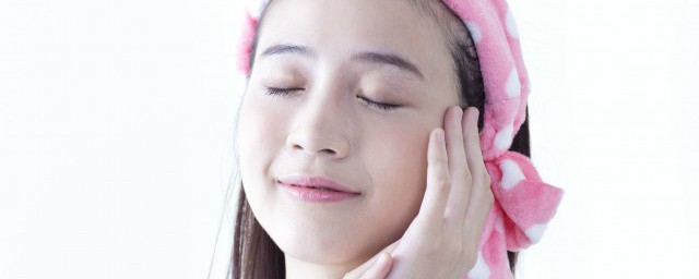 女生唇毛怎样去掉简单技巧 怎样淡化唇边的毛发