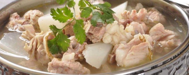 炖羊肉怎样炖 炖羊肉的做法